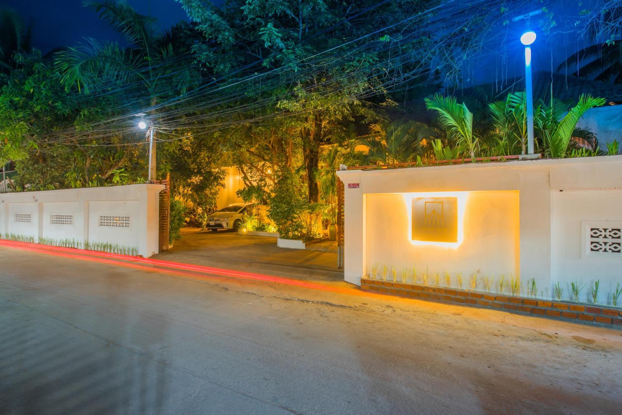Indra Porak Residence Hotel Siem Reap Bagian luar foto