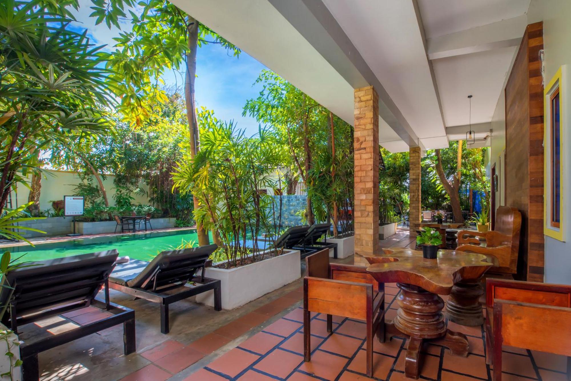 Indra Porak Residence Hotel Siem Reap Bagian luar foto
